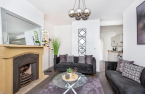 Piccadilly Place - 3 Bedroom House